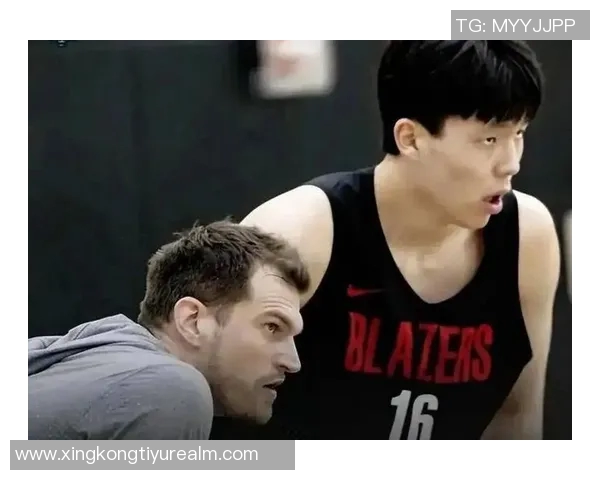 双标现象引发热议斯普利特对夏普和杨瀚森表现的双重标准分析