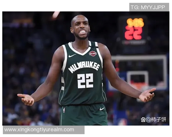 米德尔顿重返赛场半场表现抢眼贡献10分并助攻字母哥制造犯规